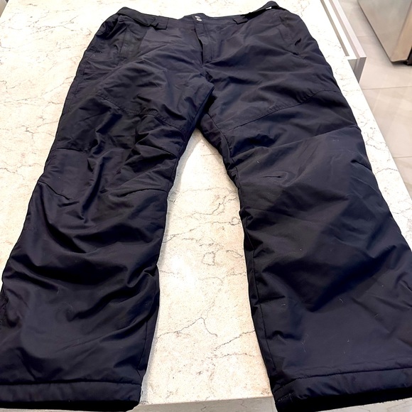 Columbia Omni Tech snow pants in black worn once and excellent condition!! - Picture 1 of 10